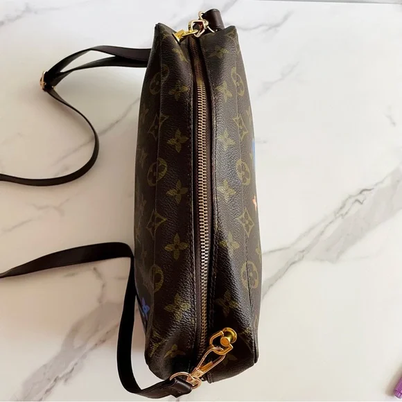 Louis Vuitton Monogram painted Crossbody Bag ✨ - Picture 10 of 16